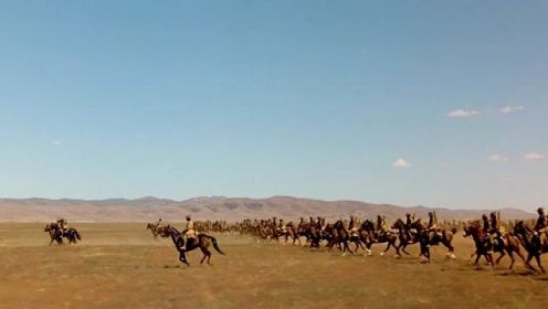 800轻骑兵对阵4000装备精良守军，史上最后一次成功的骑兵冲锋 #战争电影 #影视解说 #轻骑兵