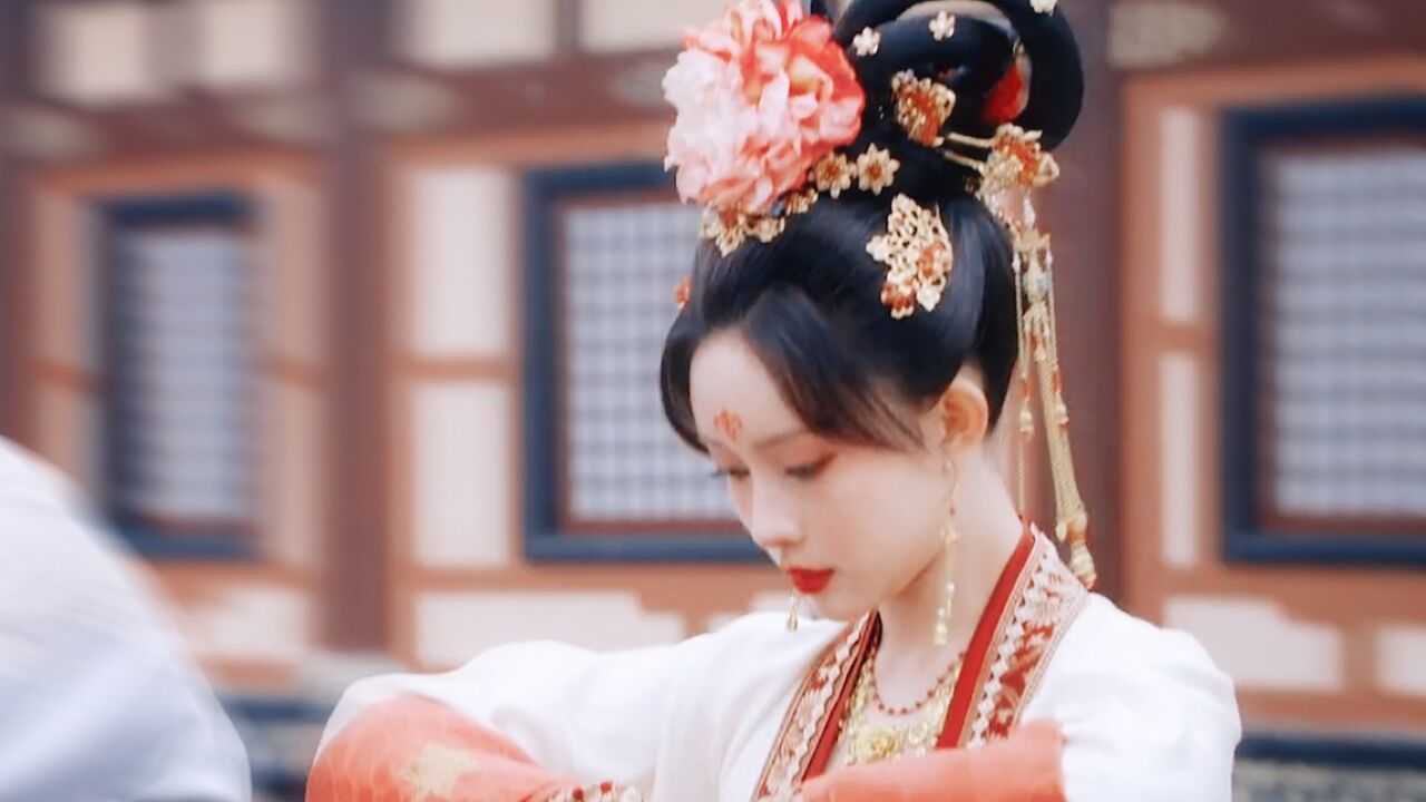 造型师终于开窍了!古偶终于不是披头散发,而是全员梳发髻!好看_腾讯视频