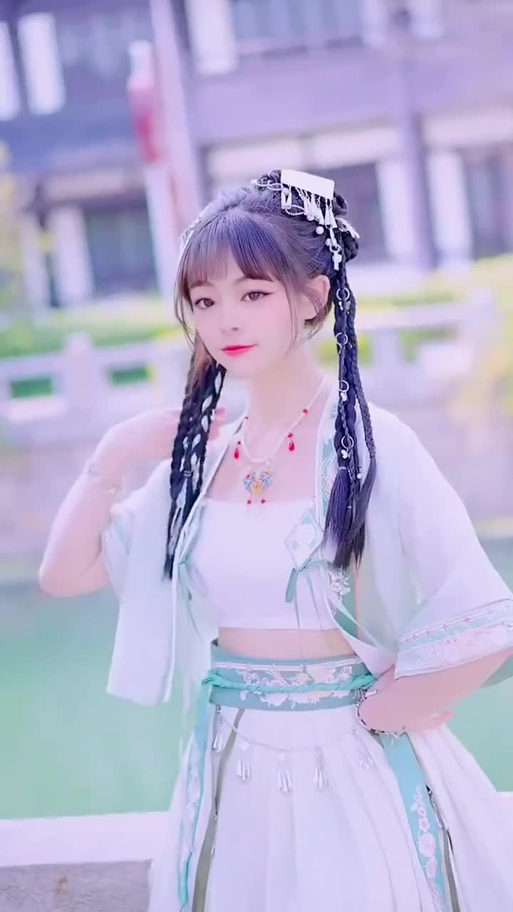 古装小仙女 #超美古风 #雨落