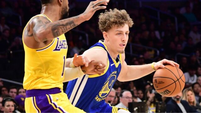 扎心佩总！勇士新秀波杰姆斯基10+10频送妙传，完爆湖人新秀席菲诺