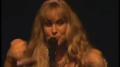 Blackmore&#39;s Night - Under A Violet Moon。