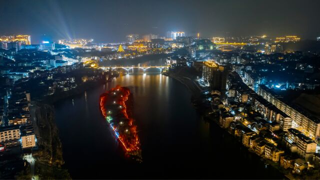 航拍广西:中国最大侗族自治县,三江夜景