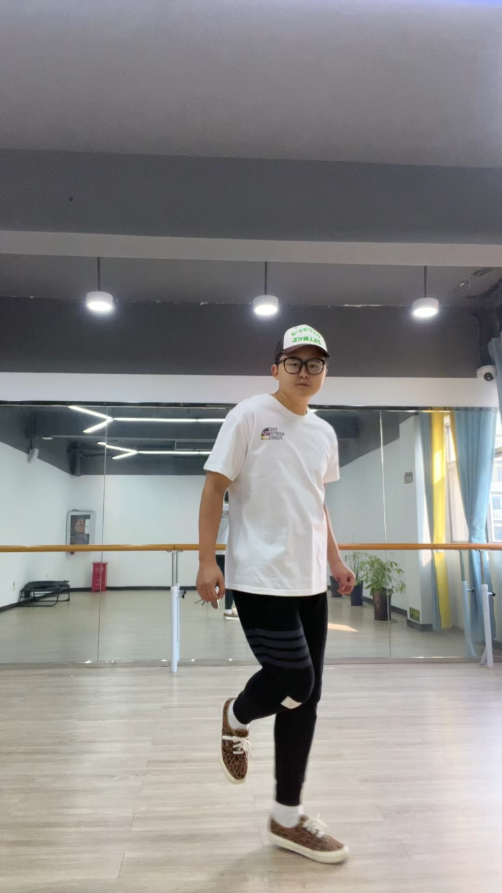 丝滑飘逸的鬼步舞