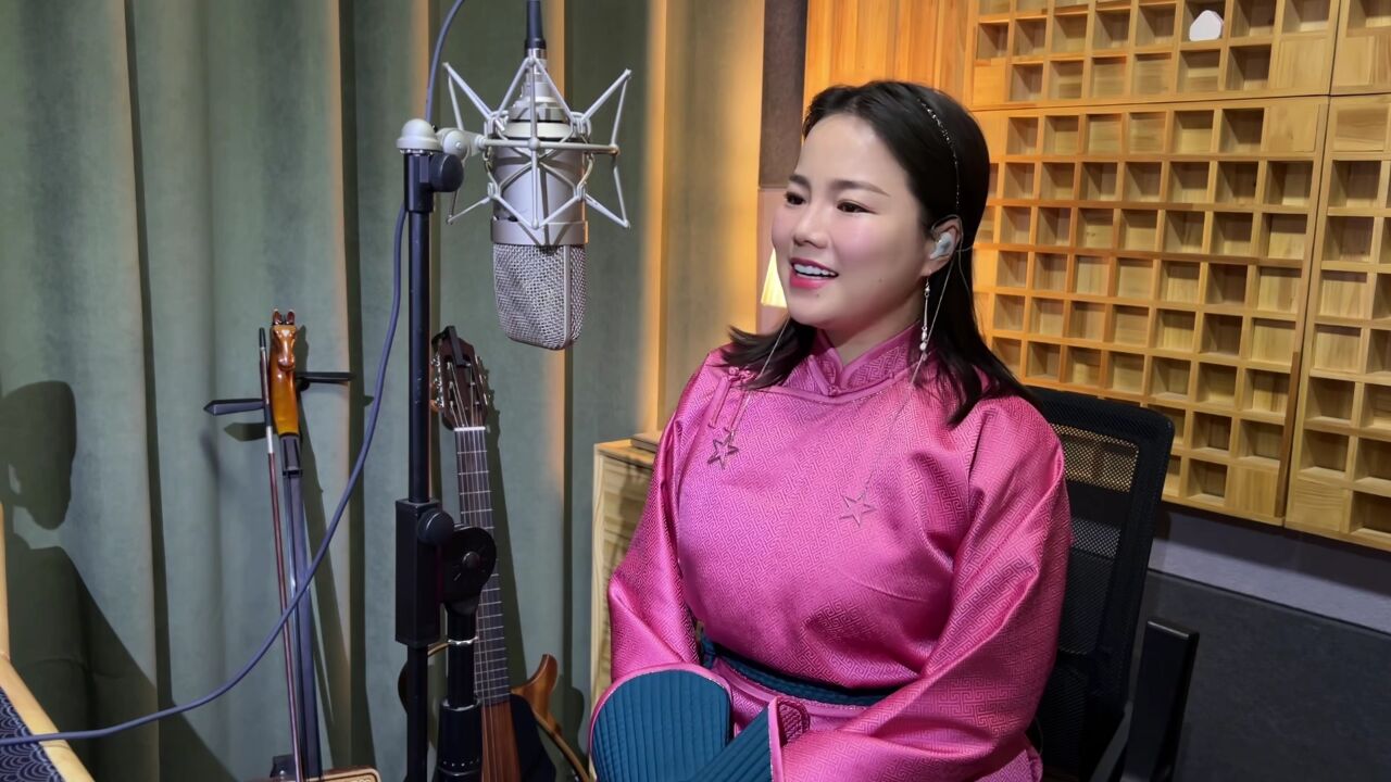 献给家乡,献给草原!"天籁女声"阿木古楞创作并演唱《阿木古楞》