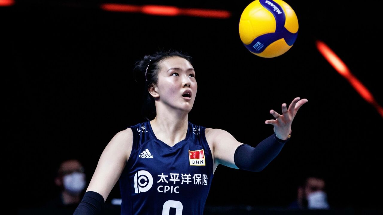 中美对阵:张常宁扣球剪辑