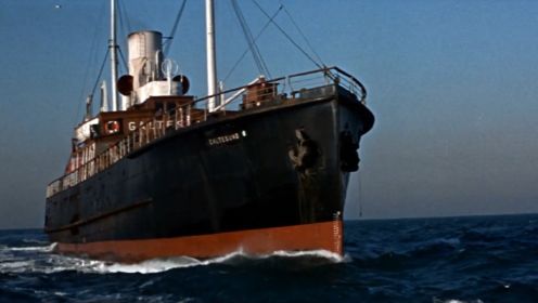  《生死线》第44集：舰船遭遇水雷危在旦夕，女孩却抱着它活了下来