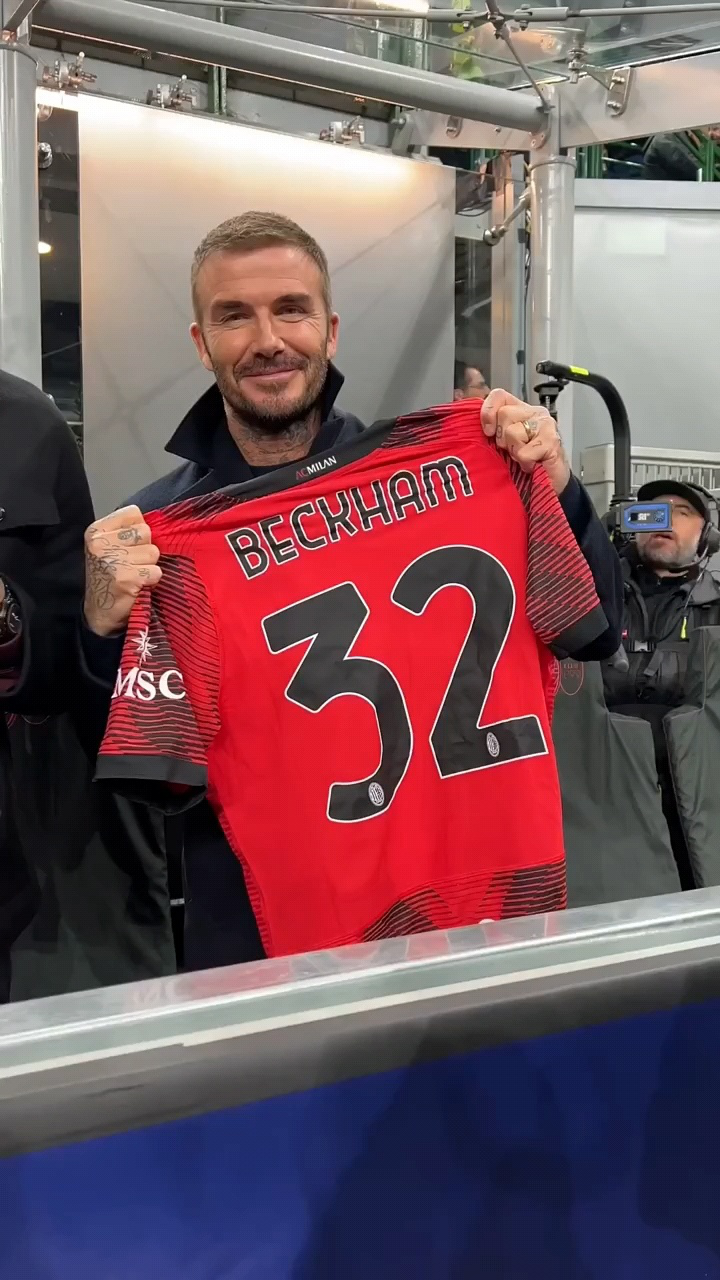 迷人的贝克汉姆也老了