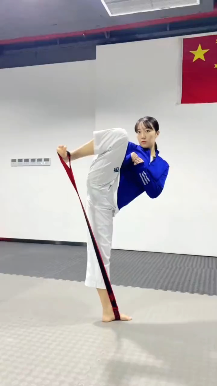 魏梦月代言费丨翻包推荐