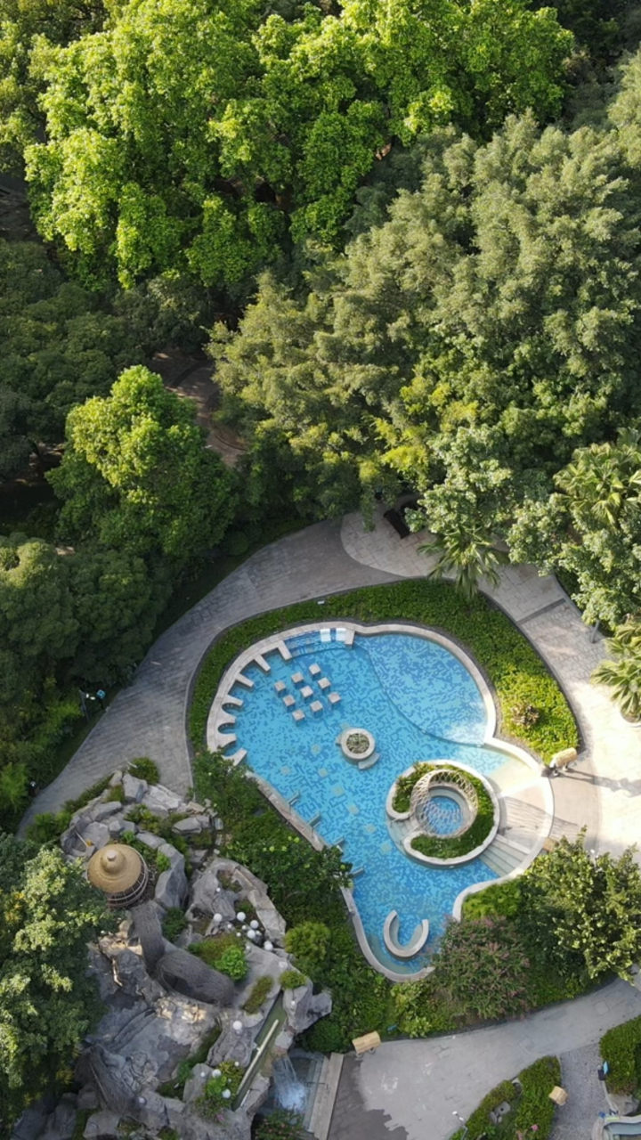 过来重庆南温泉旅游,泡上舒服的温泉