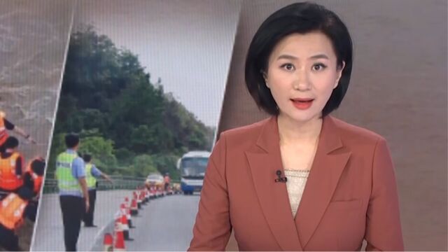 坚守高温下,高速交警为出行保驾护航