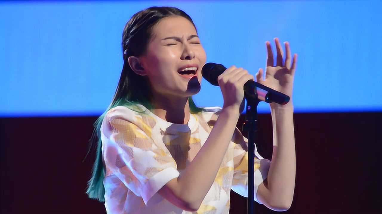 独播:小张柏芝王凯琪挑战冷门金曲 曝外婆离世往事引齐秦汪峰感伤