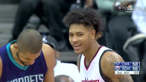 《NBA比赛集锦》黄蜂vs奇才第3节缩编 沃尔连线波特空接上篮