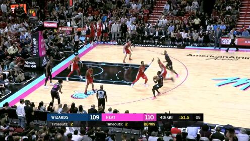 《NBA全场集锦》【得分】根本防不住 温斯洛以一敌四勾手上篮