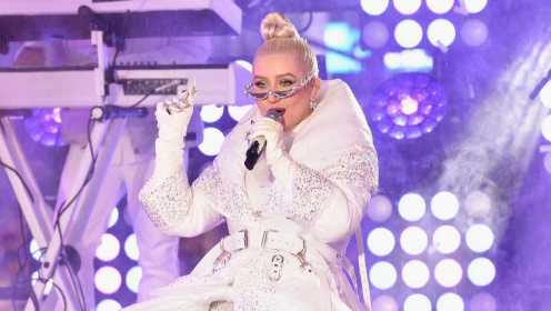 Christina Aguilera零点献唱热单串烧（2019纽约时代广场跨年演唱会）