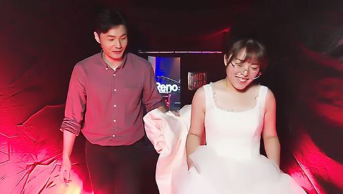 王力宏细致教爱徒发音方式，李荣浩让火星女孩穿婚纱唱歌？
