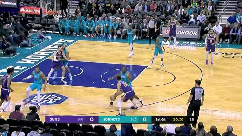 《NBA全场集锦》萨里奇大号三分手起刀落 卢比奥干拔出手正中靶心
