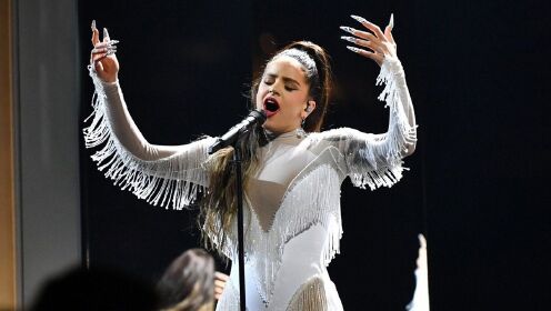 西班牙小天后rosalia舞力全开!献唱热单《malamente》