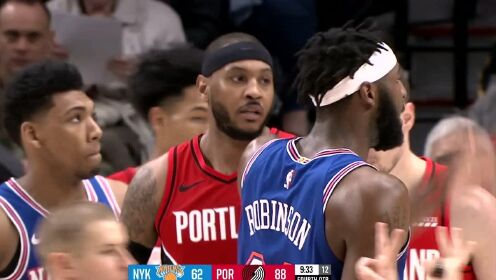 《NBA全场回放》【回放】尼克斯vs开拓者第4节 甜瓜进攻全面爆发