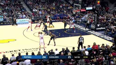 《NBA全场集锦》【得分】连续两次快攻得手 塞克斯顿直捣黄龙行进间上篮一骑绝尘