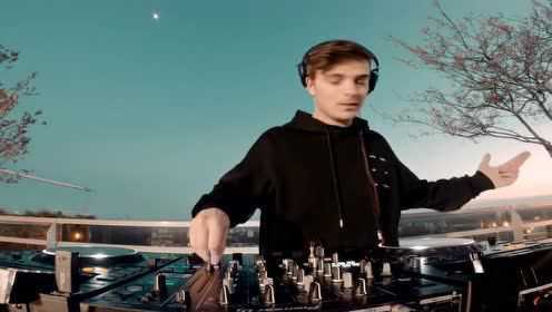 MARTIN GARRIX LIVE AT MY ROOFTOP IN AMSTERDAM