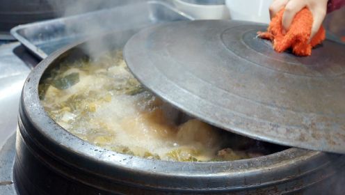 汤鲜料足味道醇的大酱汤，朝鲜族每早必吃的一道汤品