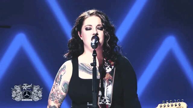 Ashley McBryde – Never Will