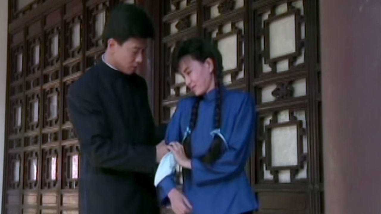 《三朵花》cut连连看_《三朵花》第3集01:念琦怀疑杨荫说谎,杨荫却对念琦产生爱意_电视剧_高清完整版视频在线观看_腾讯视频