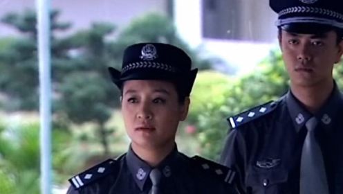 《无须喝彩》第4集01：女子成为了警察，却不愿意把头发剪短