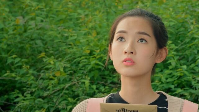 《超星星学园》第二集03:程芝儿来到星星学院报道,发现大门是自动的