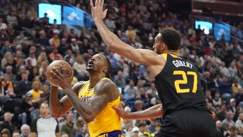 《NBA全场集锦》【球星】霍师傅老当益壮 高效21分12篮板撑起内线