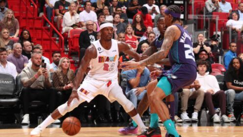 《迈阿密热火》【球星】巴特勒vs黄蜂集锦 爆砍35+10+8高效输出