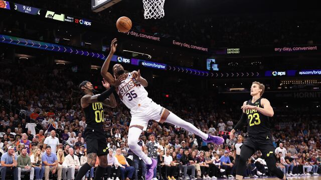 爵士104-126太阳 杜兰特26+7太阳主场兵不血刃击败爵士