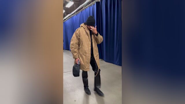 鹈鹕雷霆众将穿搭大赏 果然月年轻穿着越朴素