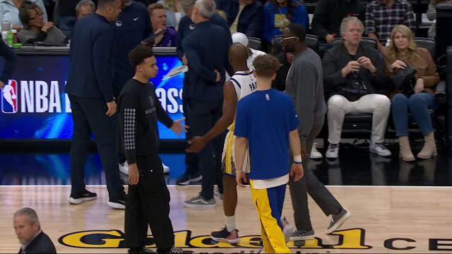 NBA常规赛：勇士vs国王第4节英文原声回放