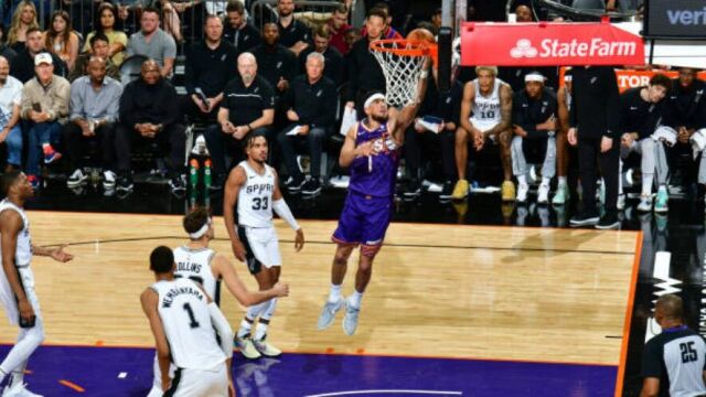 马刺132-121太阳 文班亚马38+10生死时刻独挑大梁