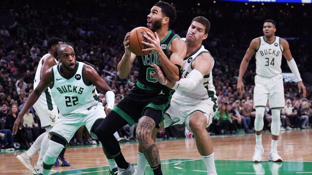 雄鹿116-119凯尔特人 双探花合砍49分绿军7人上双击退雄鹿