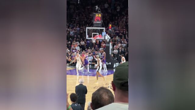 现场视角带你观看文班亚马进攻 怎么打怎么有犹如开挂