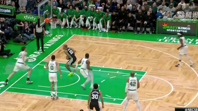 塔图姆24+5文班空砍27分 绿军大胜马刺