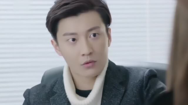 任乔梁看到助理女扮男装后惊讶到五官扭曲