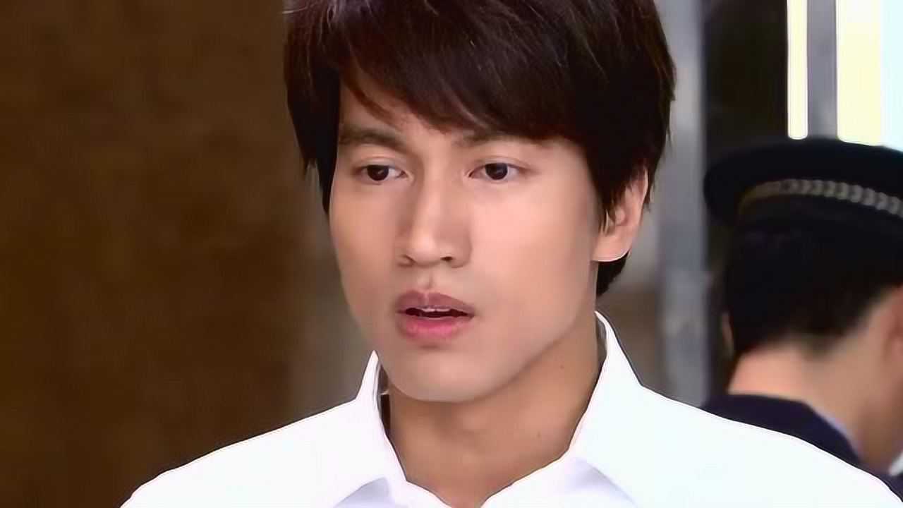 言承旭不但是好爸爸还是一个好儿子,看到这幕我也感动了!