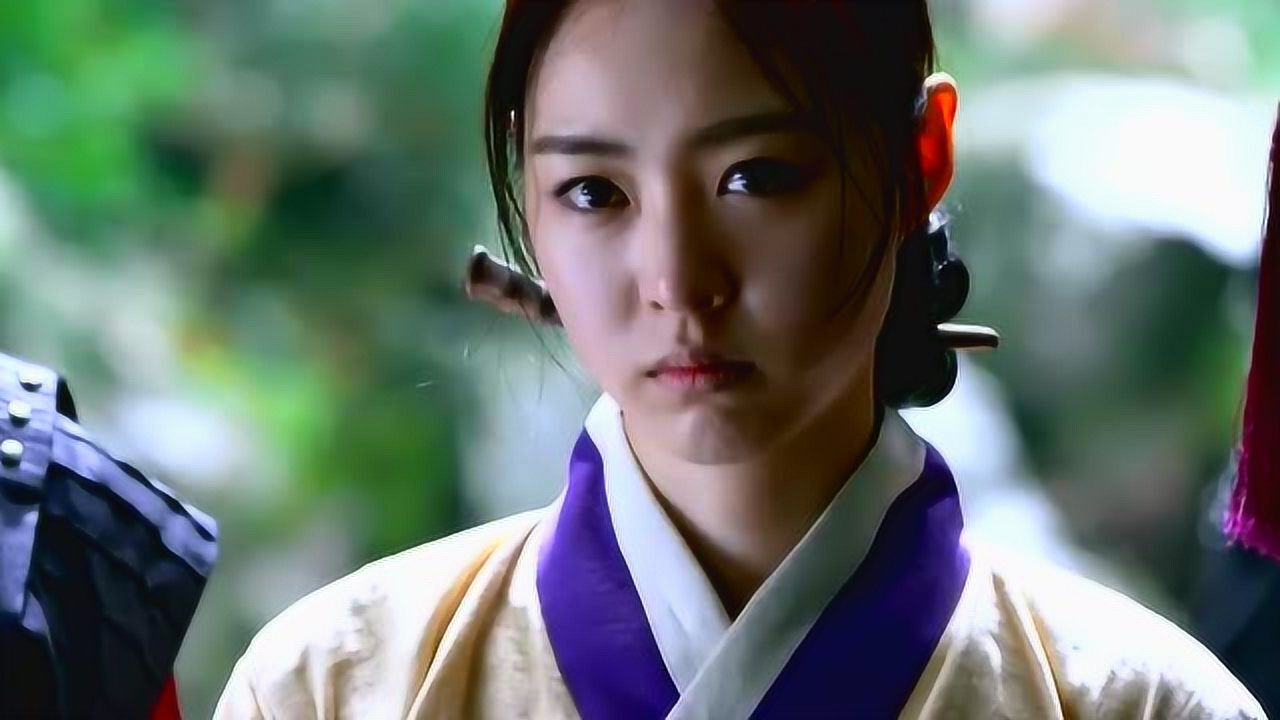 韩剧九家之书神兽九越灵被爱人背叛被人类一剑刺中虐死了