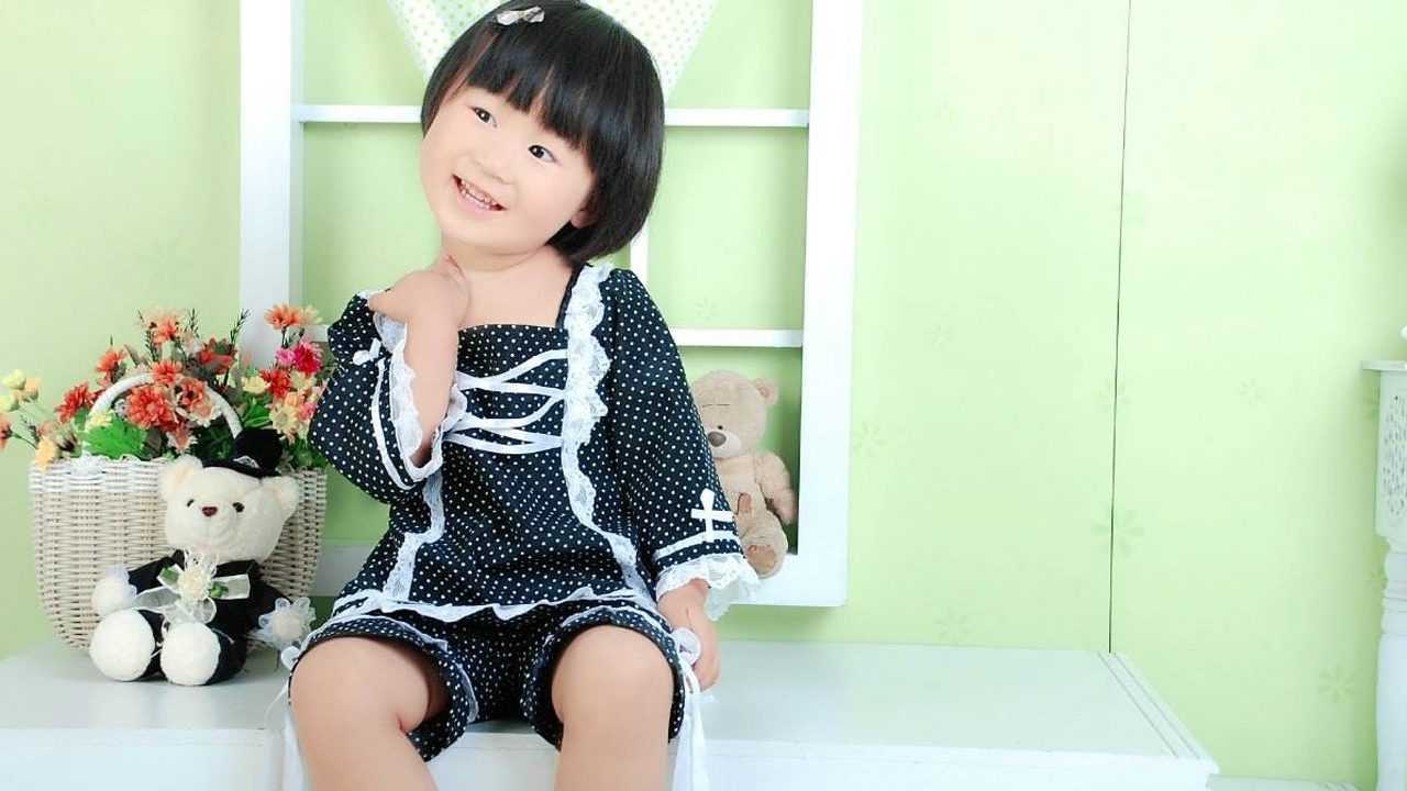 3岁女孩老喊“尿尿”的时候疼！医生检查吓出汗，家里有它赶紧扔_腾讯视频