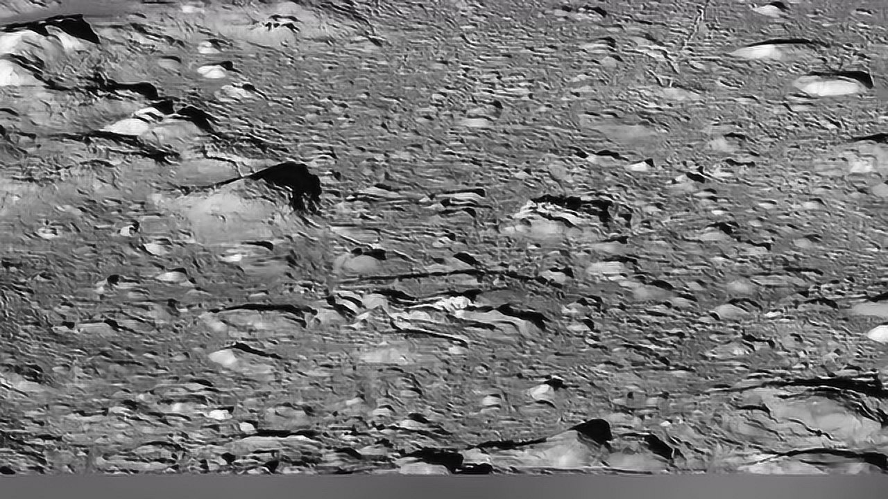 超清天体欣赏:月球- 第谷环形山总览