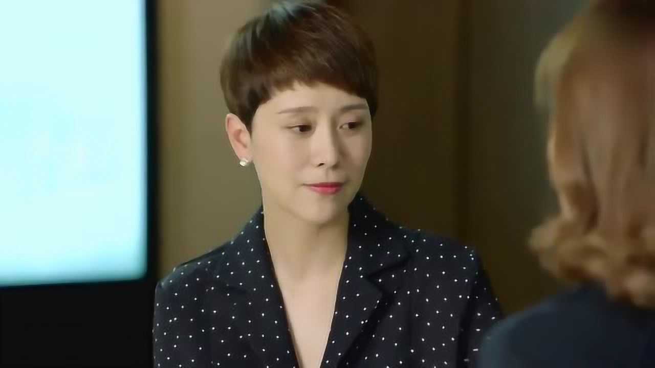 《小别离》剧情:米娅向海清透露消息,结果劝他大胆尝试