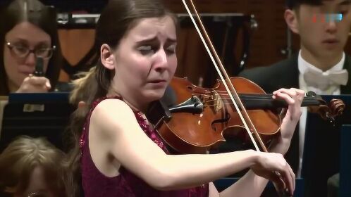 戴安娜·亚当扬-2018年梅纽因比赛-青年组决赛