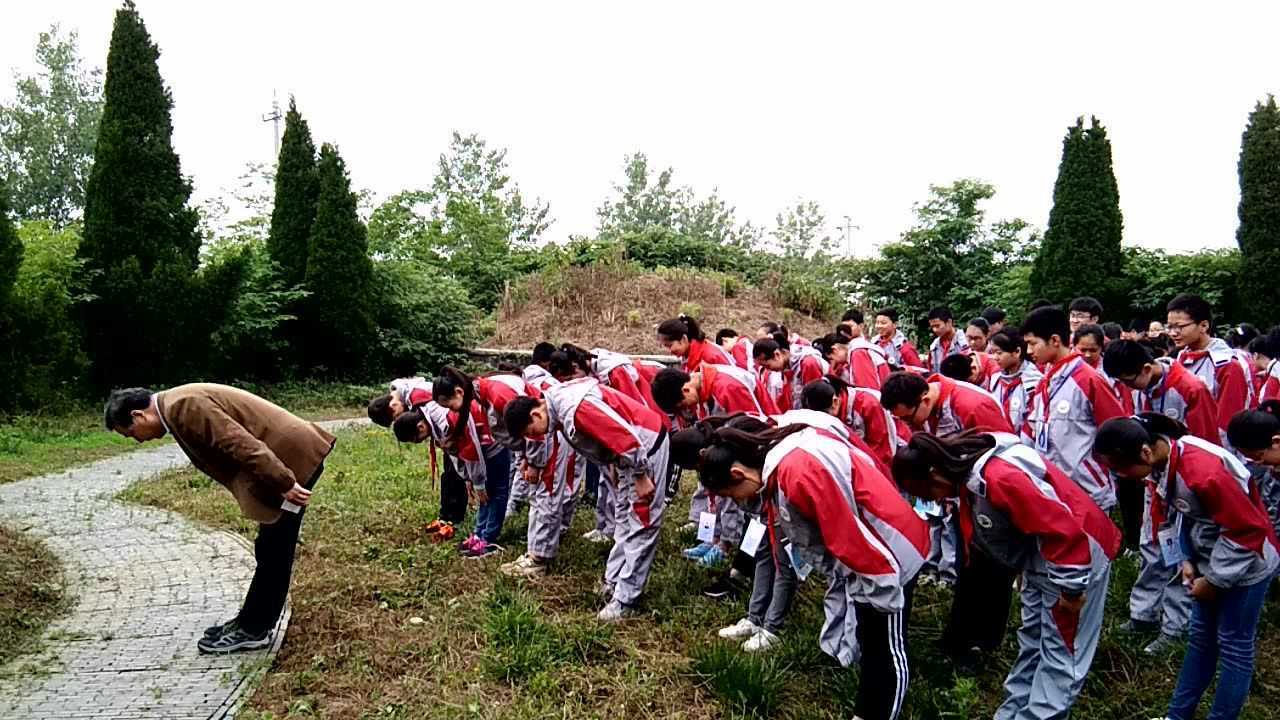 槐子开展阮元墓瞻仰