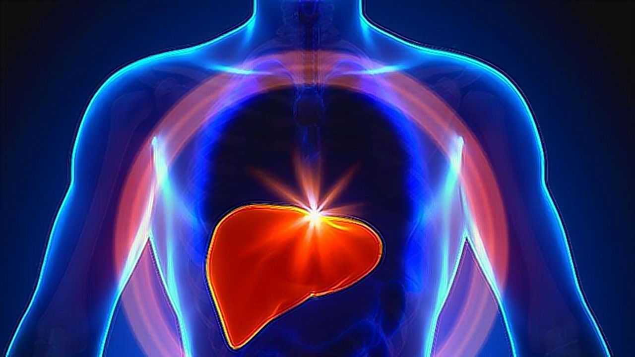 肝病有这些症状时,常吃这几种食物,缓解肝部不适,清理肝脏毒素