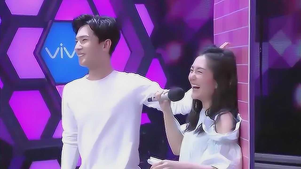 杨洋霸气贴身告白谢娜没想到谢娜太逗了逗笑杨洋