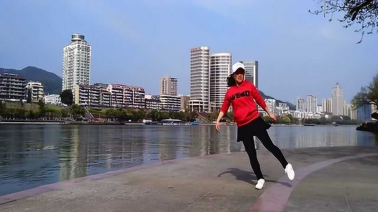 鬼步舞老七连《歌在飞》