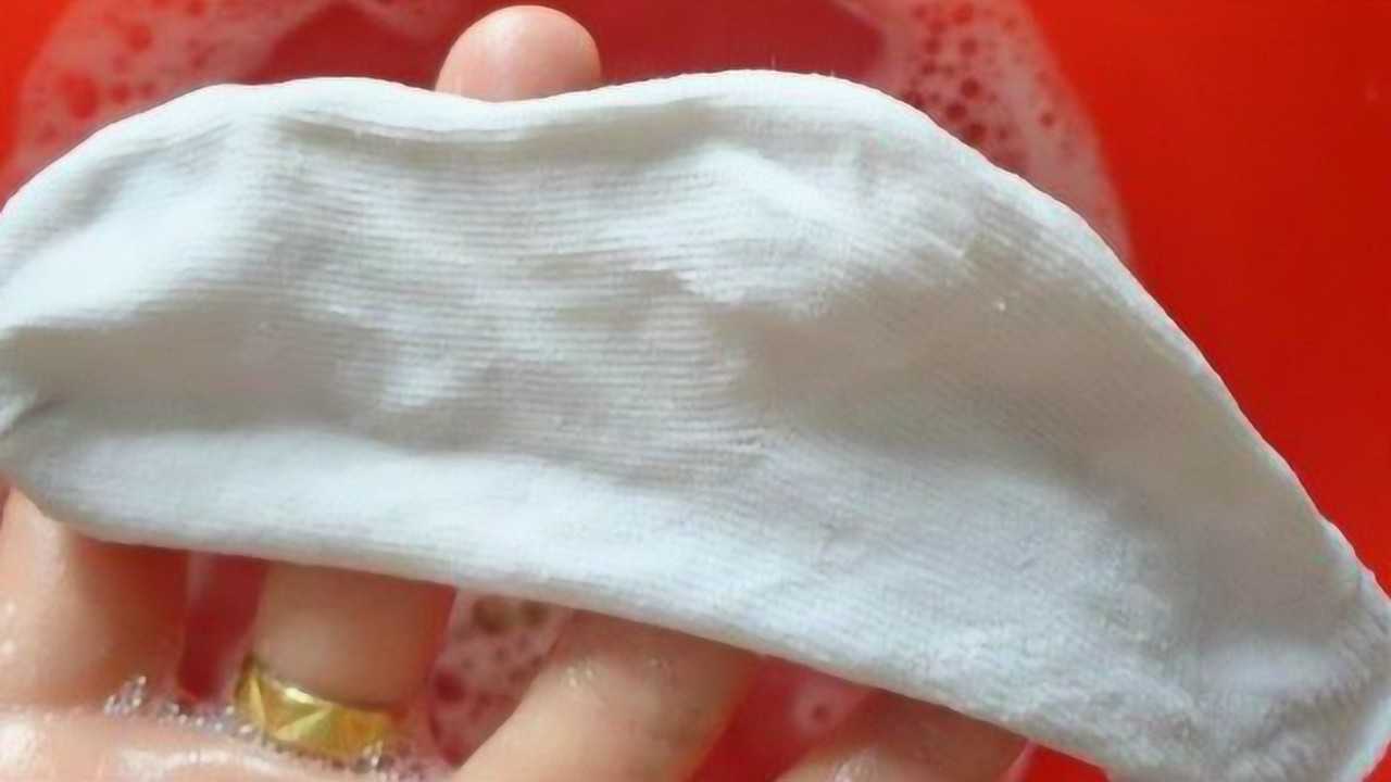 清洗白色袜子的小窍门，无论多脏的袜子，一洗就白，让你天天穿新袜_腾讯视频